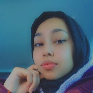 Meet your Posher, Galiba